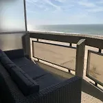 Stunning 1-Bed Apartment In Oostende Beach-View